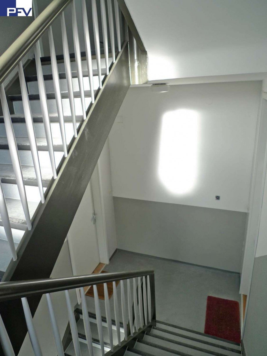 Treppenhaus Etagenwohnung N�rnberg / St. Peter