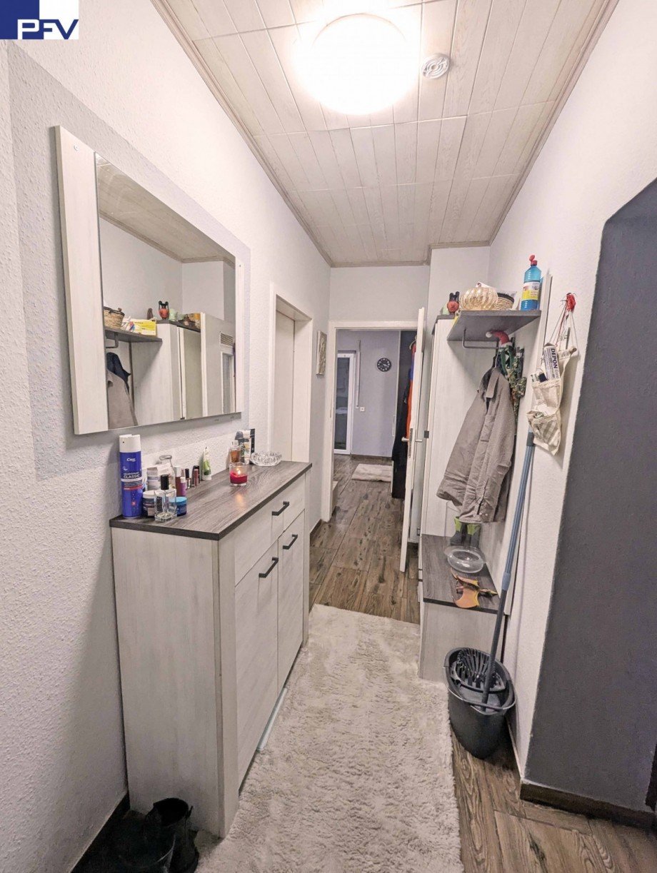 W1 Flur. Haus Burgthann