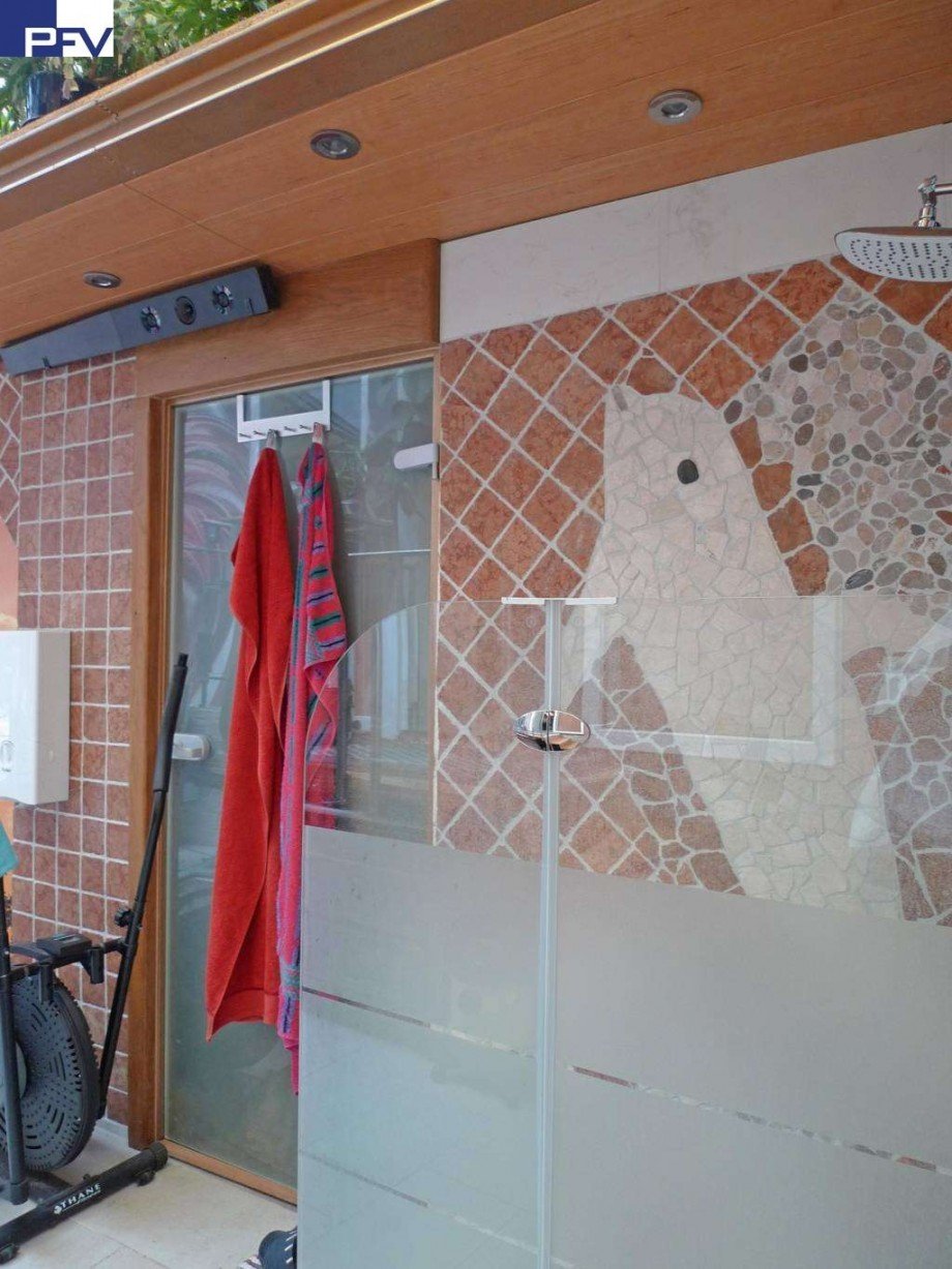 �berdachte Terrasse EG Mehrfamilienhaus N�rnberg