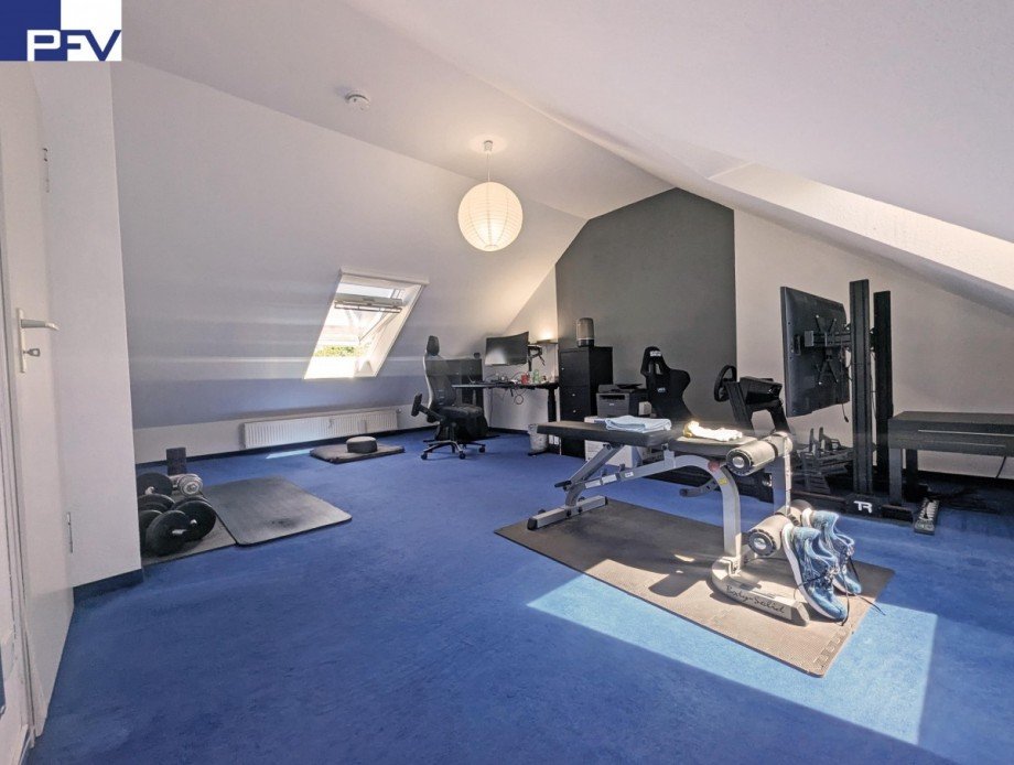 Studio im ausgebauten Spitzboden (Nutzfl�che) Wohnung Wendelstein