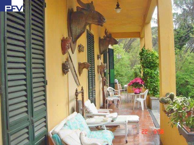 Ger�umige Veranda Villa Impruneta