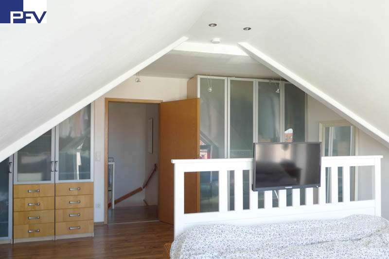 Platz f�r Schr�nke Maisonettewohnung N�rnberg