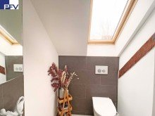 Masterbad (3) Verkauft: Ganz oben und mitten drin! Stylisches Penthouse-Loft mit sonniger Dachloggia