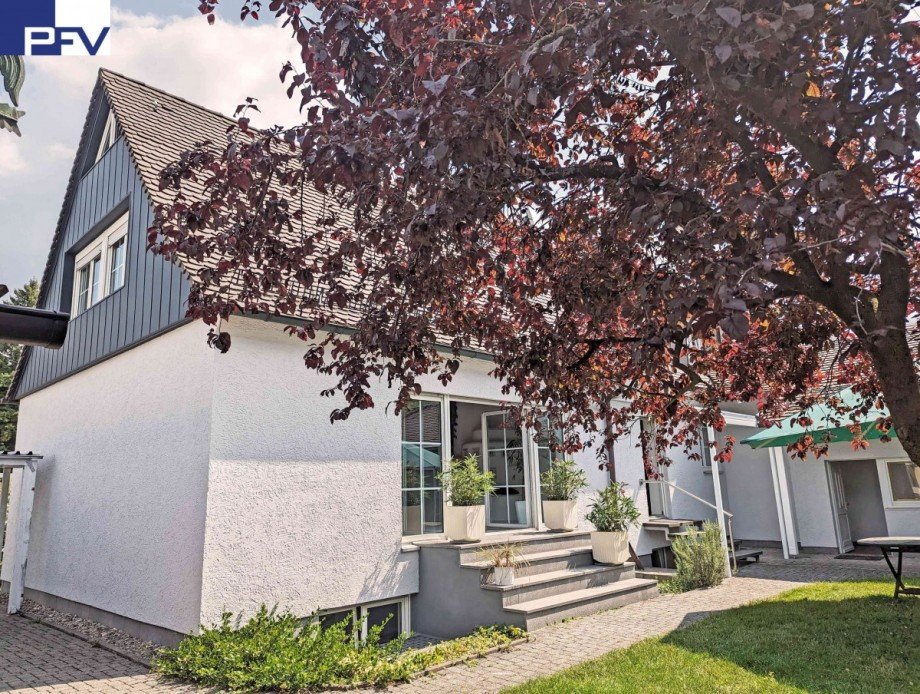 Ansicht v. Garten PXL_20230704 Doppelhaush�lfte N�rnberg