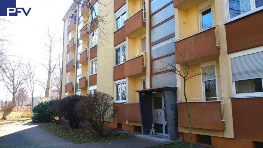 Eingang zum Haus Etagenwohnung N�rnberg
