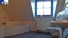 Bad Verkauft: Wo das Leben spielt: gem�tliches Zuhause in gepflegter DHH