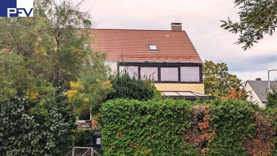 Anwesen Garten - Westansicht Reiheneckhaus N�rnberg