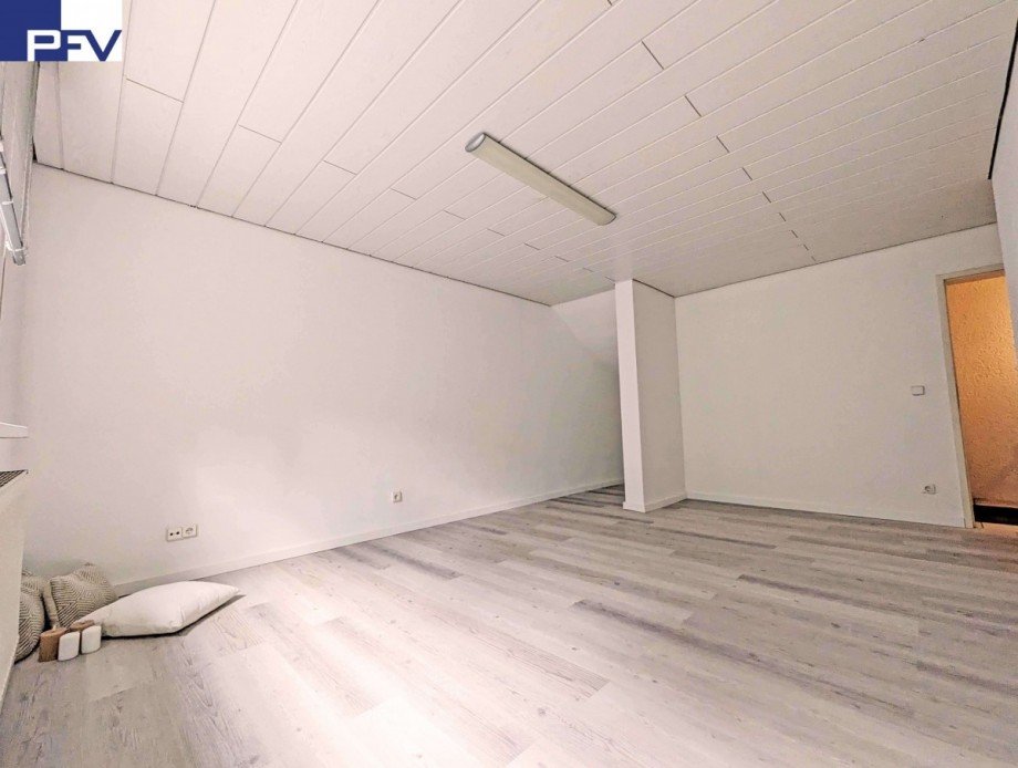Kind 1 UG bPXL_20230731_121305 Doppelhaush�lfte N�rnberg