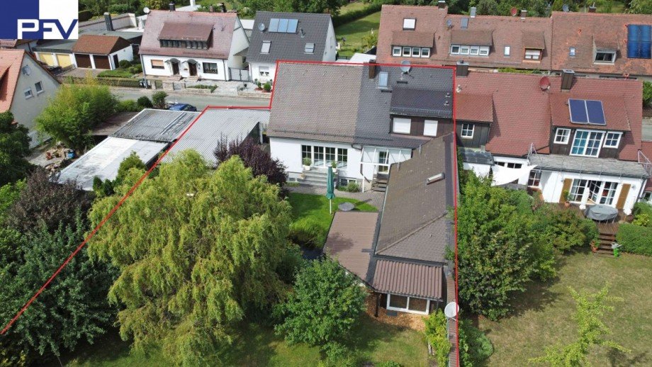 Luftaufnahme bDJI_0736eingezei Doppelhaush�lfte N�rnberg