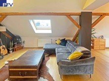 Gro�z�giges Wohnen (2) Verkauft: Ganz oben und mitten drin! Stylisches Penthouse-Loft mit sonniger Dachloggia
