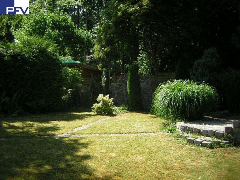 herrlicher Garten Wendelstein Einfamilienhaus Verkauft: DIE ABSOLUTE RUHE !! Wir haben D A S Haus f�r Sie mit Gartenidylle in bester Lage - provisionsfrei