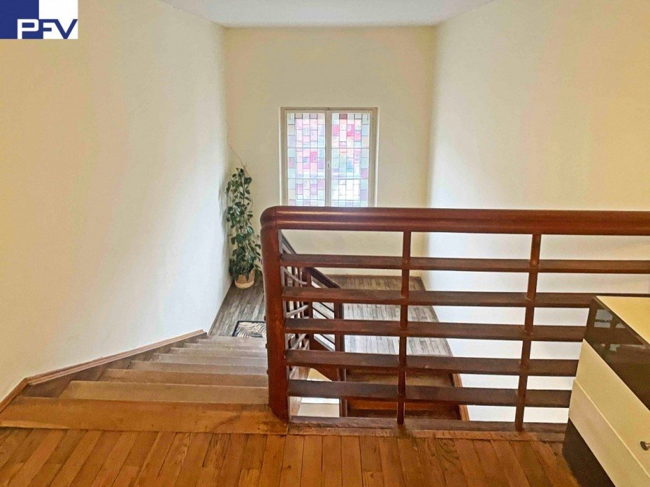 Das Treppenhaus Dachgeschosswohnung N�rnberg