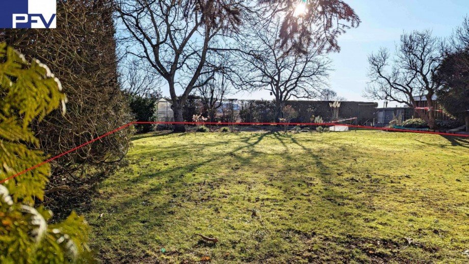 Optisch noch verbund.m.Nachbar Grundst�ck N�rnberg
