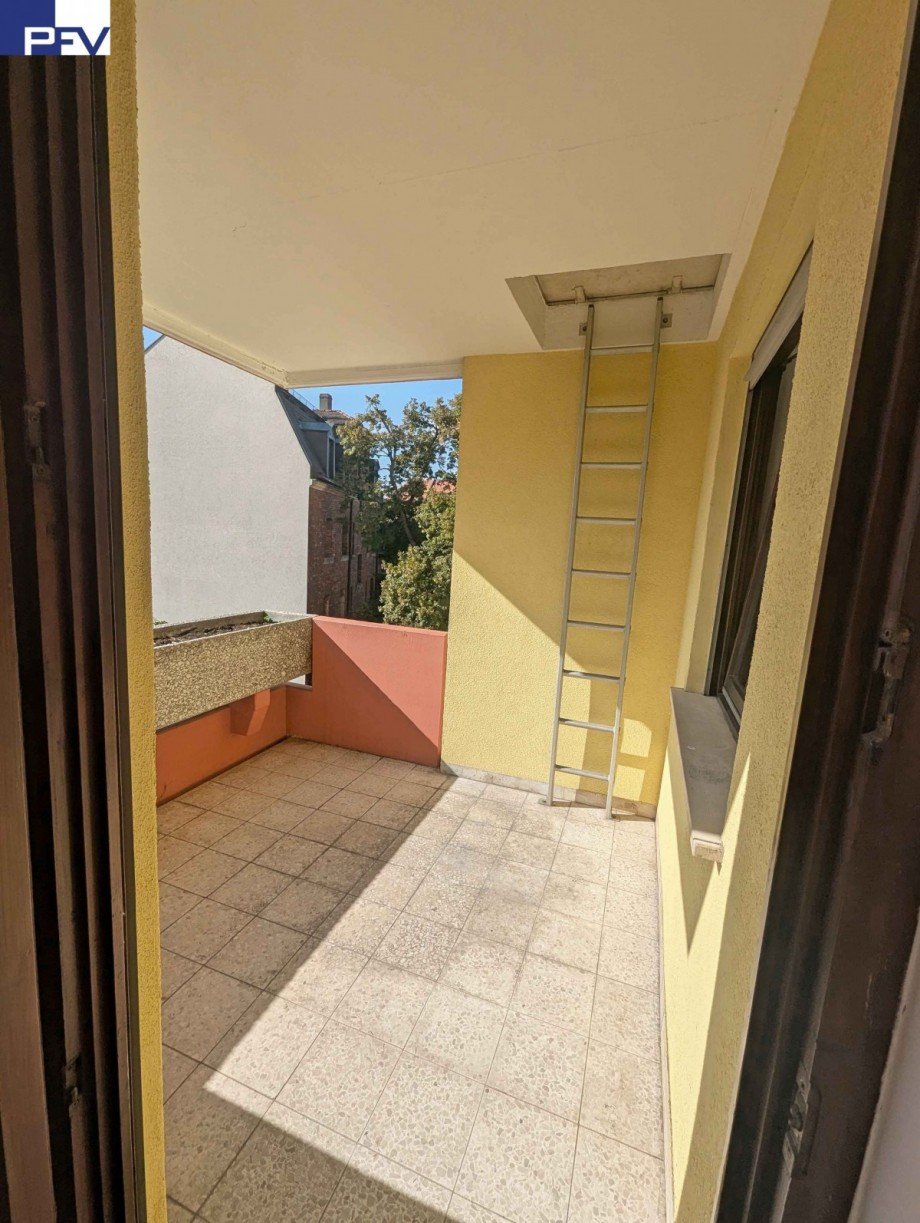 Balkon m. K�chenfenster Wohnung N�rnberg