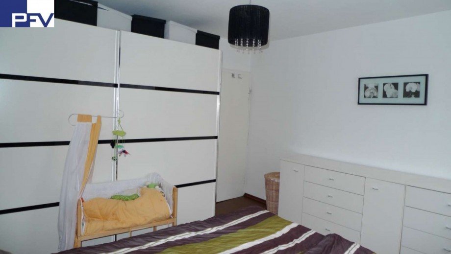 Platz f�r gro�e Schr�nke Etagenwohnung N�rnberg