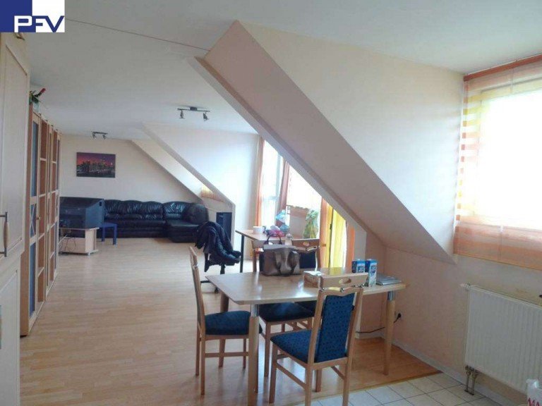Gro�z�gig Kochen/Essen/Wohnen N�rnberg Dachgeschosswohnung Verkauft: So oder so ein Treffer! 7% Mietrendite oder gem�tliches Wohnen im Eigentum!