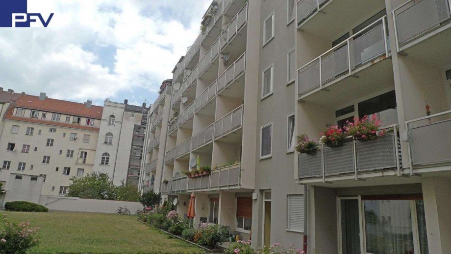 S�d-Ansicht mit Balkon Wohnung N�rnberg