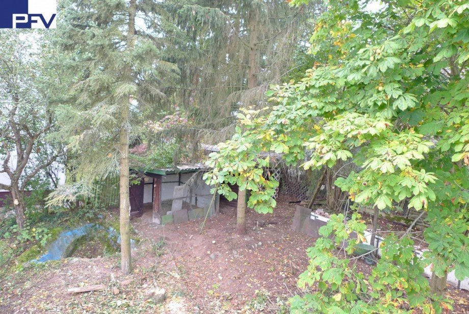 Blick vom Balkon in Garten Grundst�ck Schwabach