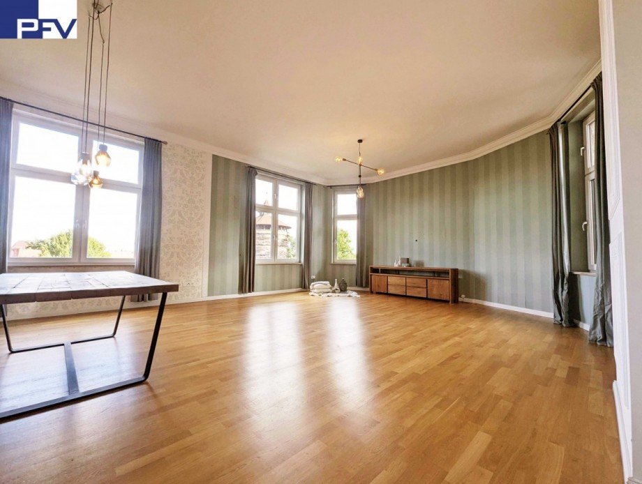 Wohnen-Essen mit tollem Ausblick Wohnung N�rnberg