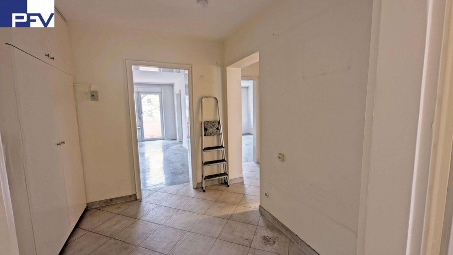 Diele-Eingangsbereich Etagenwohnung N�rnberg