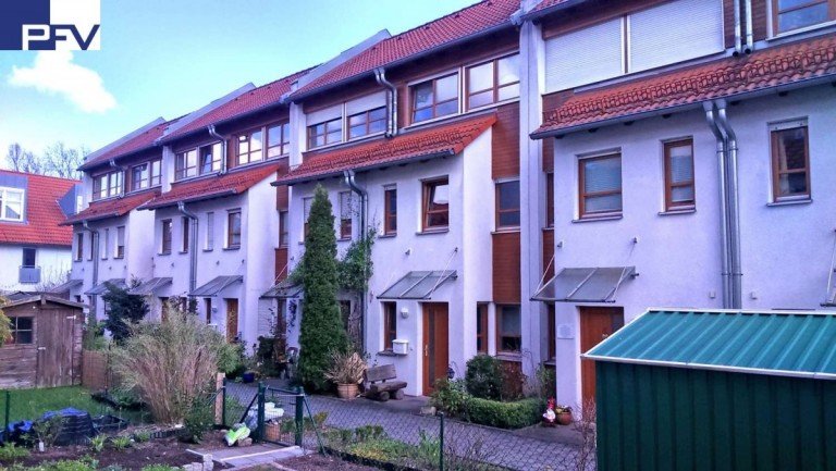 Au�enansicht Anwesen Wendelstein Reihenmittelhaus Verkauft: Platz f�r die ganze Familie - Ihr neues Zuhause am alten Ludwigskanal
