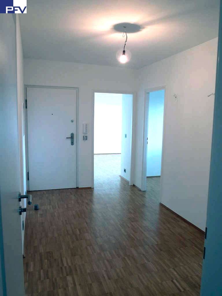Ger�umiger Eingangsbereich Wohnung N�rnberg