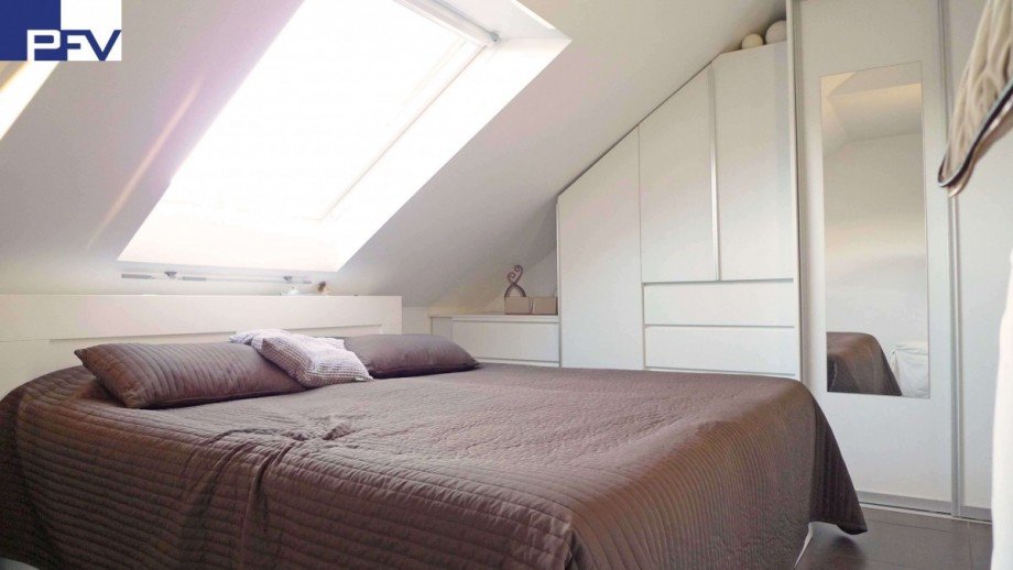 Schlafzimmer im DG Reihenmittelhaus Schwabach