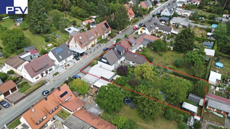 Luftaufnahme bDJI_0746eingezei Doppelhaush�lfte N�rnberg