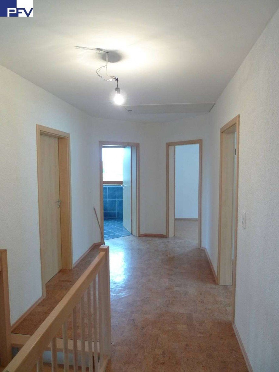 Flur im OG Einfamilienhaus Georgensgm�nd