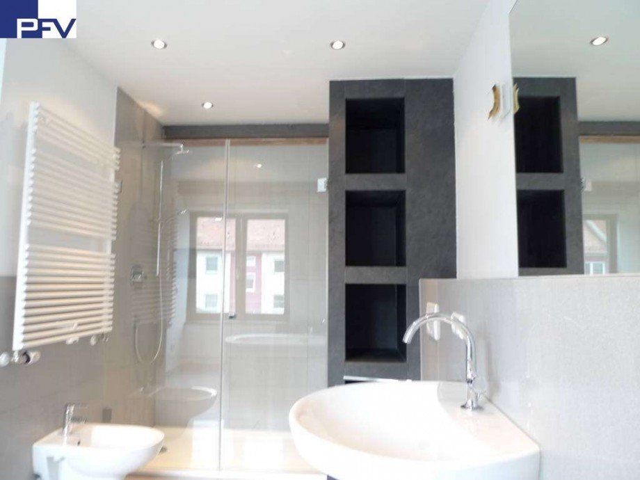 Gro�e Dusche Maisonettewohnung F�rth