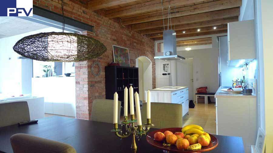 Gro�z�giges Essen & Kochen Loft-Studio-Atelier F�rth