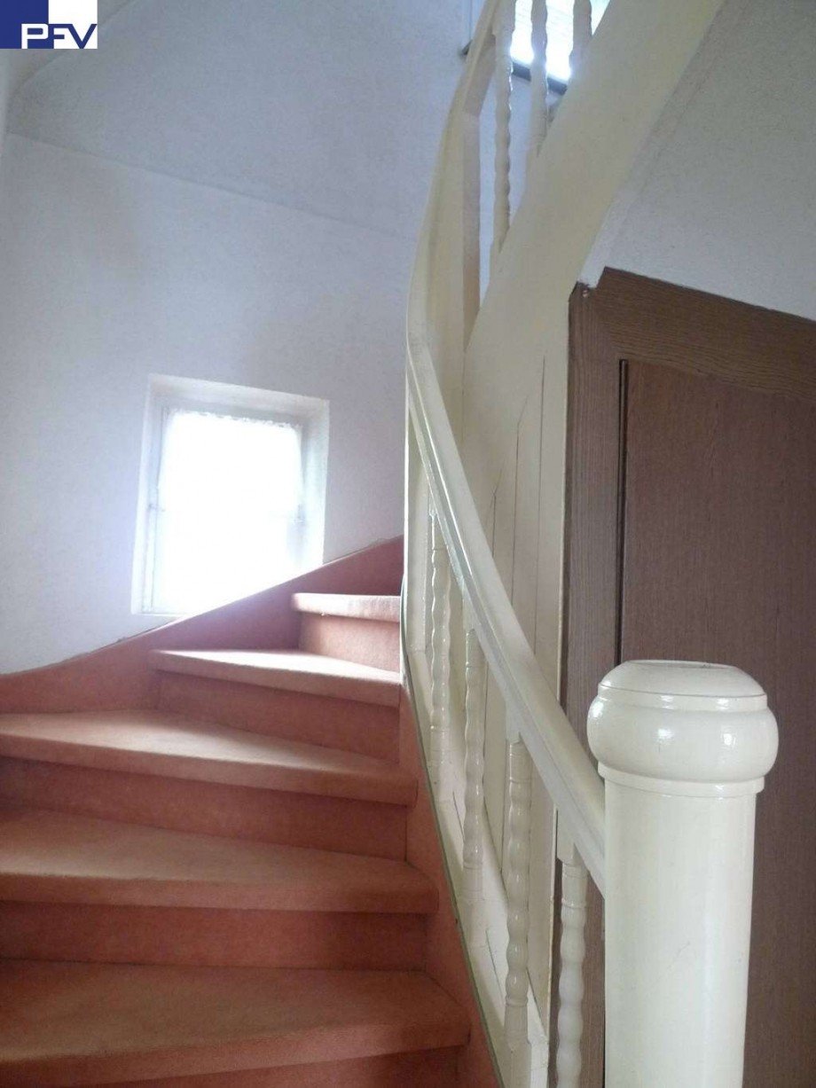 Baujahrstyp. Treppengel�nder Einfamilienhaus Wendelstein
