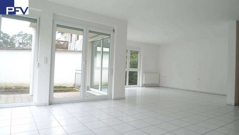 Ess- u. Wohnbereich Doppelhaush�lfte Weiherhaus