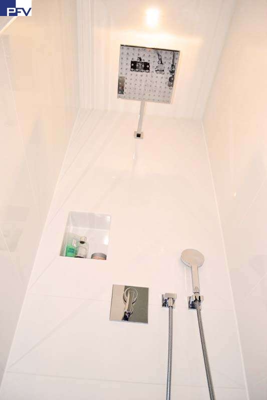 Masterbad-Rainshower Mehrfamilienhaus F�rth