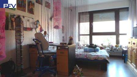 Schlafen (moment. Kinderzi.) Reihenmittelhaus Wendelstein