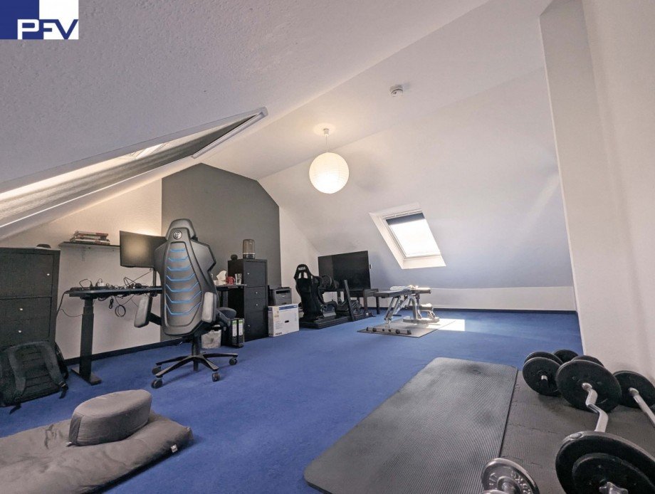Studio mit 2,68 m hoher Decke im Spitzboden Wohnung Wendelstein