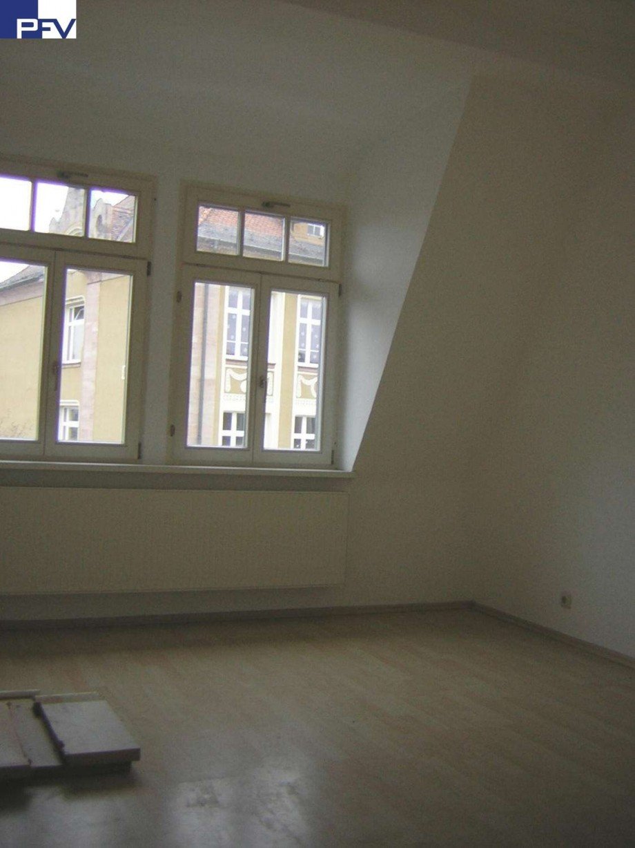 Gro�z�g. Wohnen vor dem Umbau Erdgeschosswohnung N�rnberg