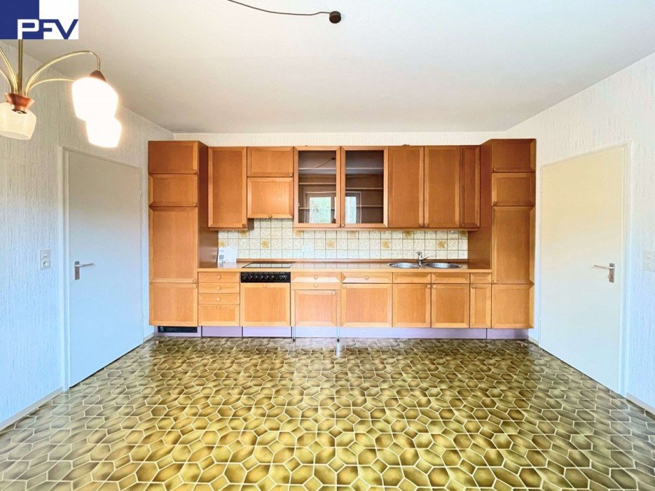 Wohnk�che im Souterrain Einfamilienhaus Sachsen b. Ansbach