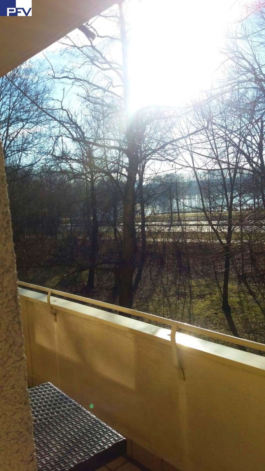 Blick vom Balkon gen S�den Etagenwohnung N�rnberg