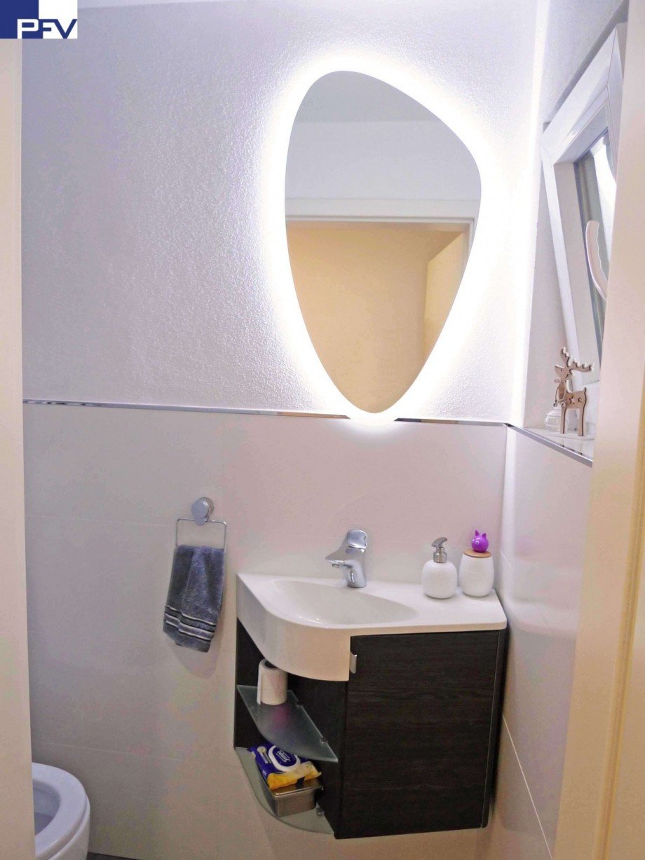 G�ste-WC im EG Reihenmittelhaus Schwabach