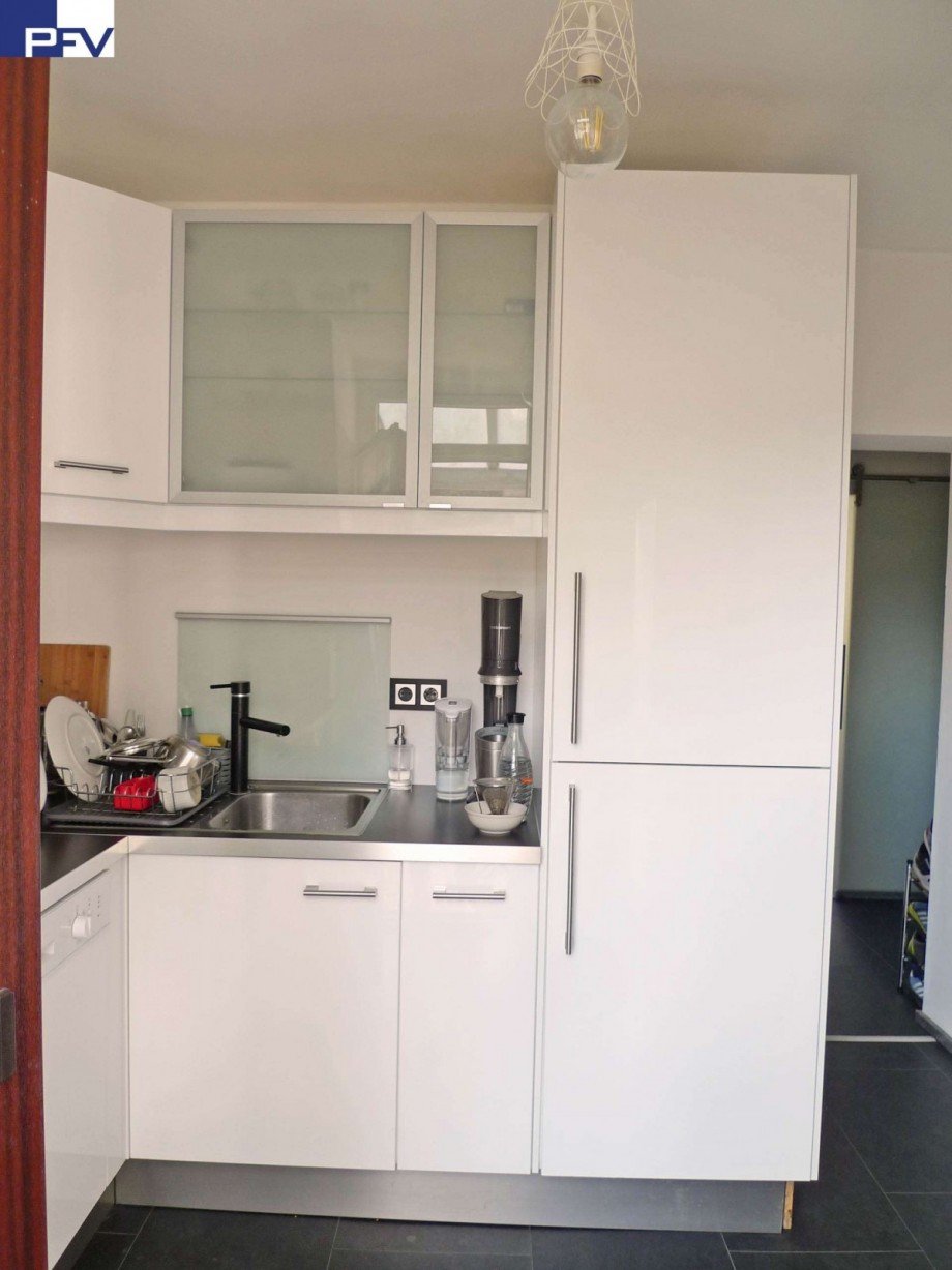 Einbauk�che inklusive Dachgeschosswohnung N�rnberg
