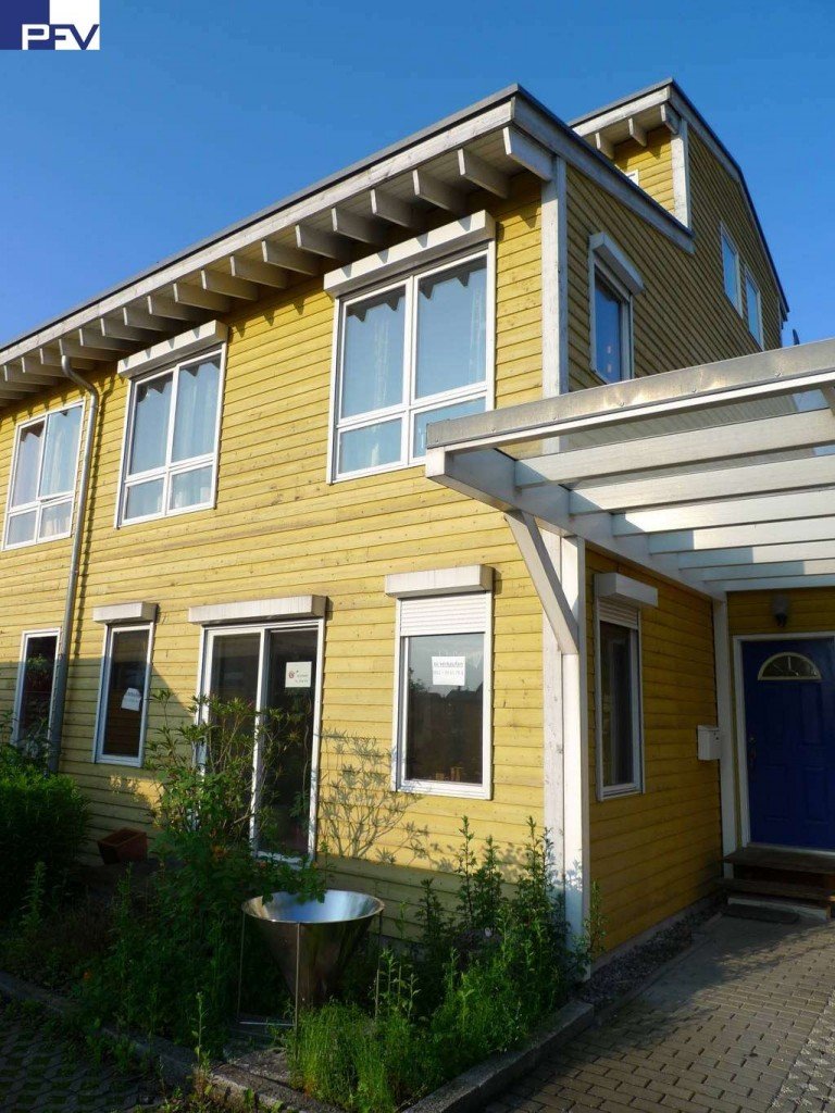 Ansicht Eingang N�rnberg Haus Verkauft: Gem�tliches & energiebewustes Wohnen in Ihrem neuen Zuhause!