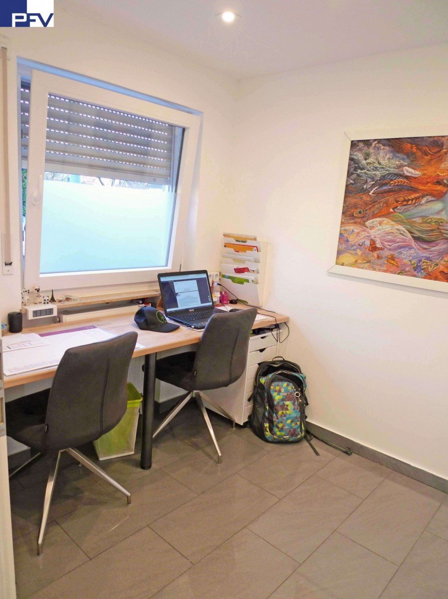 Arbeitszimmer im EG Reihenmittelhaus Schwabach