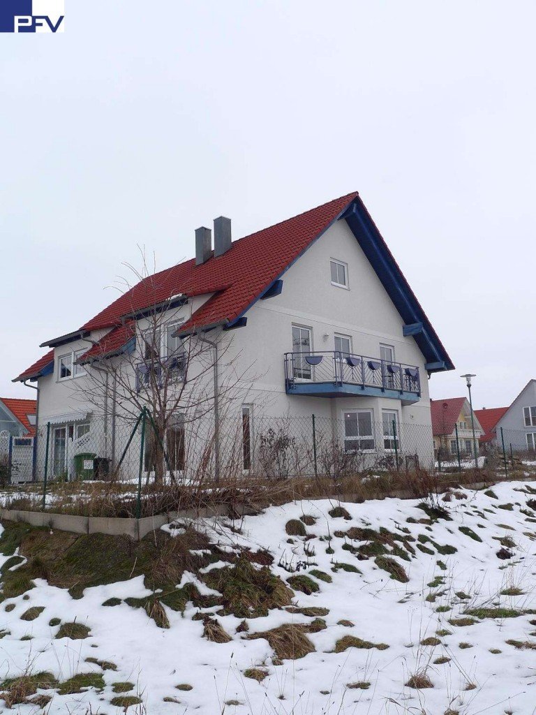 Sch�ne DHH Neuendettelsau Doppelhaush�lfte Verkauft: Zuhause leben mit der Familie!!