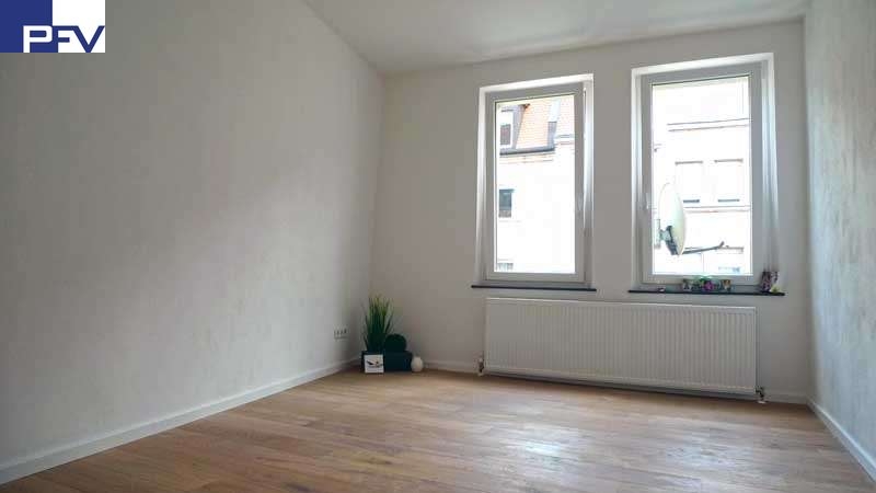 Neue Heizk�rper Renditeobjekt N�rnberg