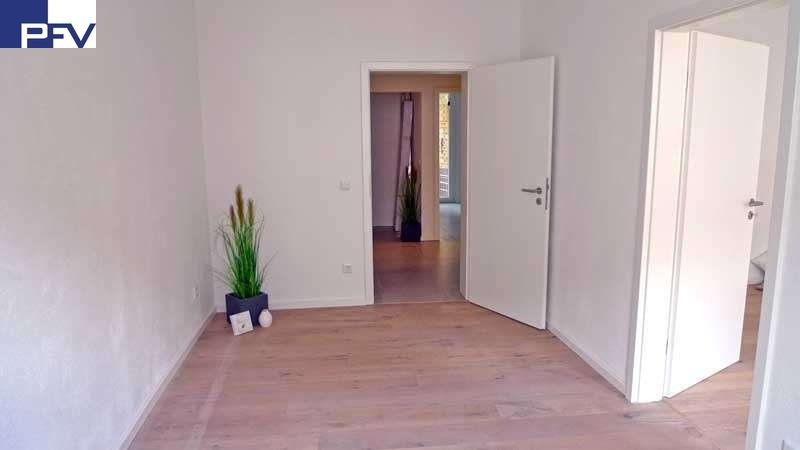 Alte T�ren raus. Neue rein Renditeobjekt N�rnberg