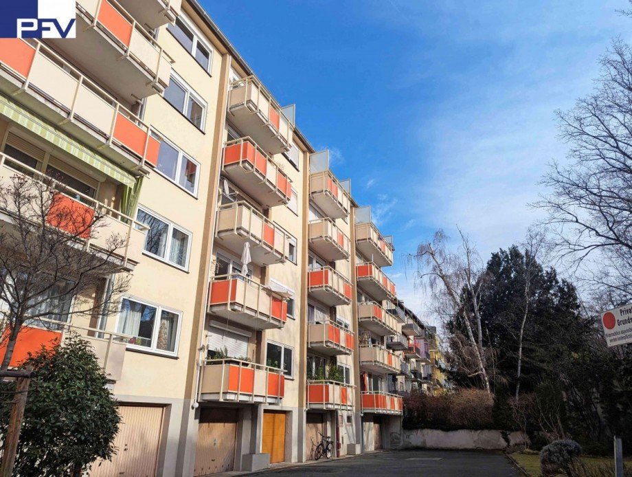 Anwesen-S�d-Ansicht Etagenwohnung N�rnberg