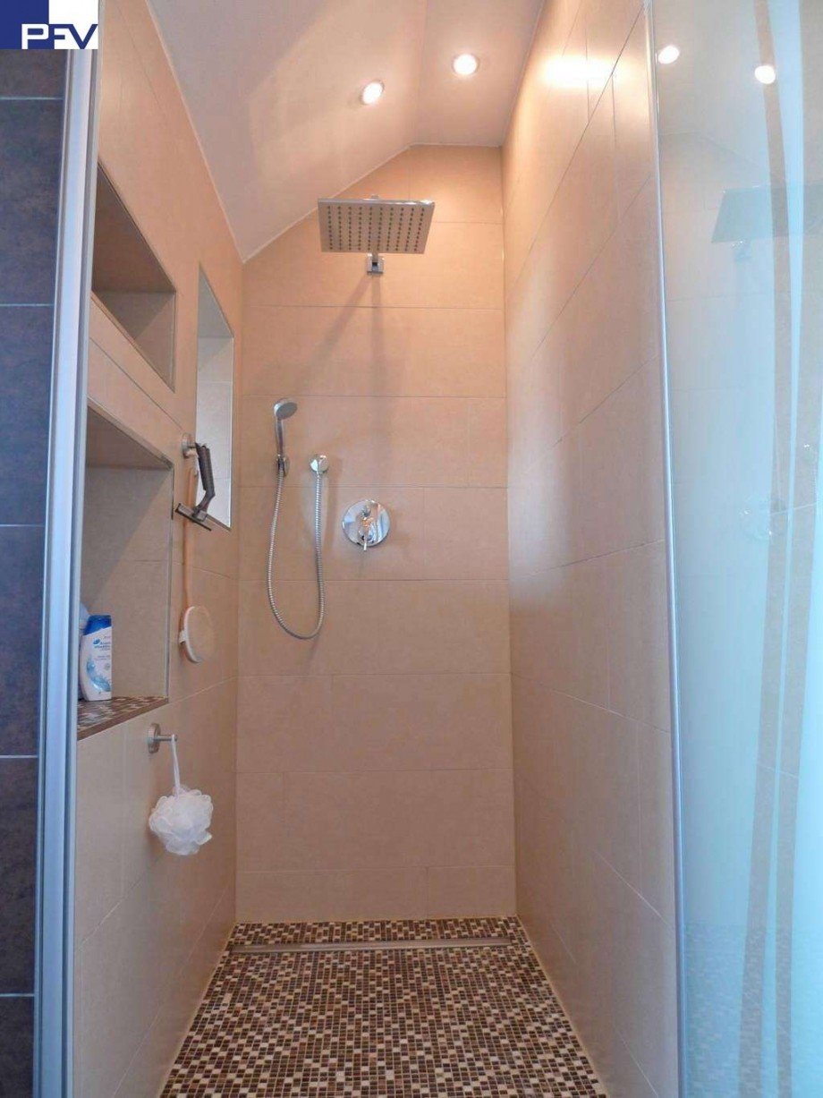 Begehbare Raindance-Dusche Dachgeschosswohnung N�rnberg