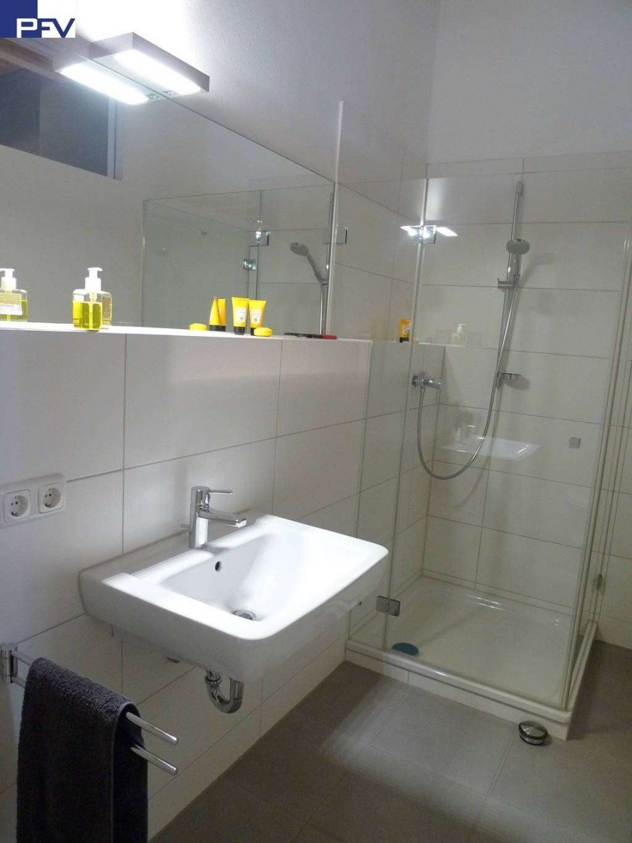 G�ste-WC (mit Dusche) Maisonettewohnung F�rth