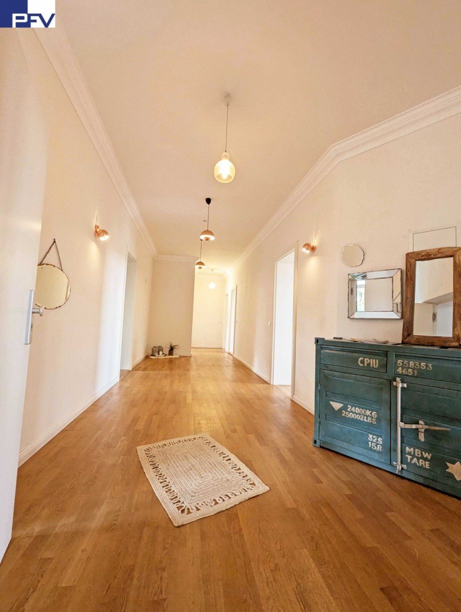 Flur Blick zu den Schlafzimmern h Wohnung N�rnberg